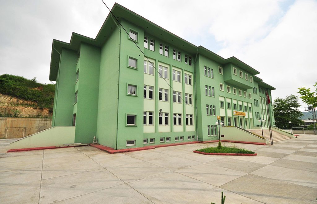 Giresun Hurşit Bozbağ Güzel Sanatlar Lisesi