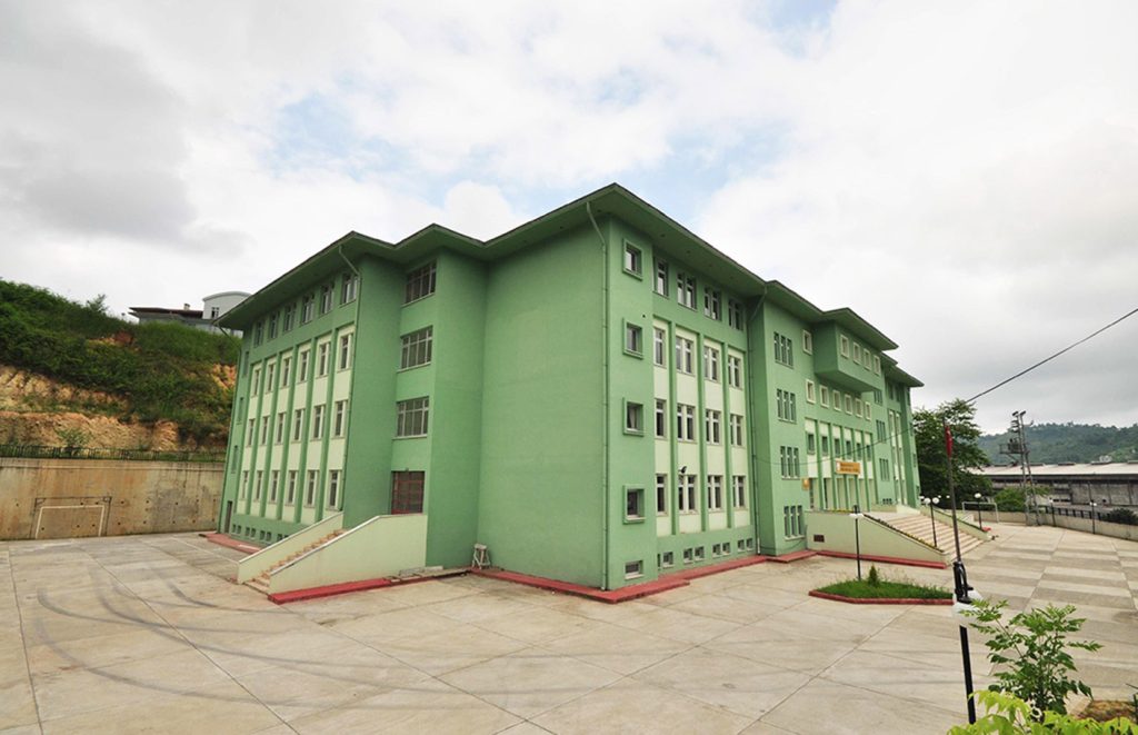 Giresun Hurşit Bozbağ Güzel Sanatlar Lisesi