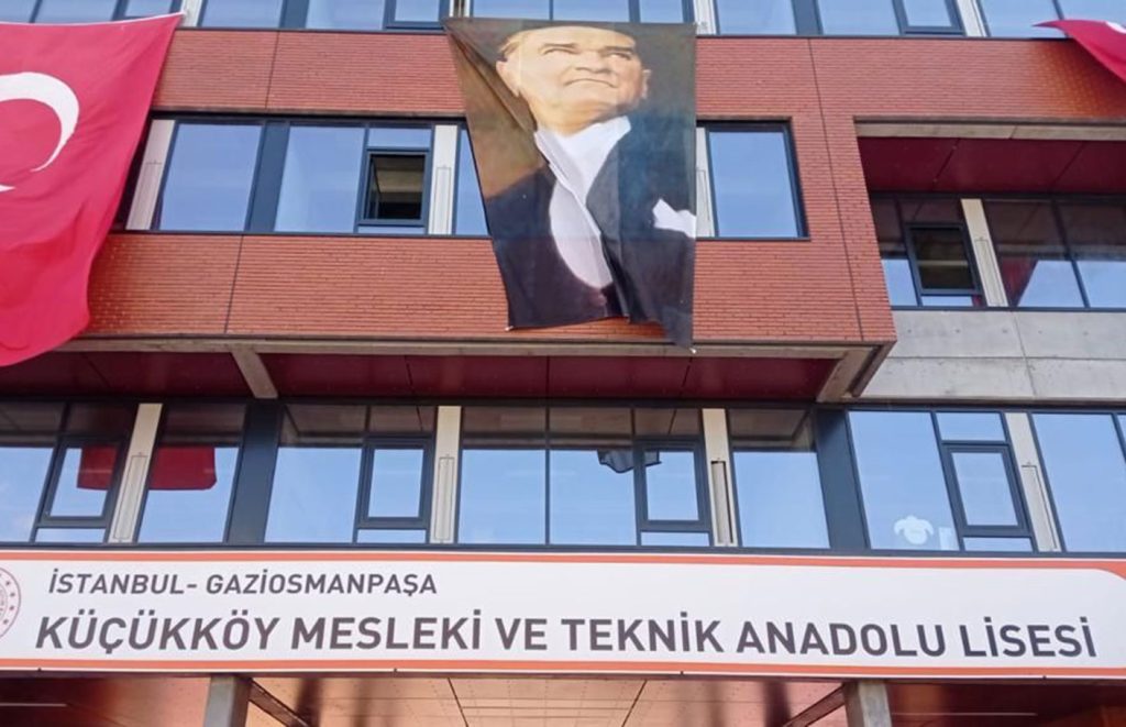 Küçükköy Mesleki ve Anadolu Meslek Lisesi Yeniden Yapım