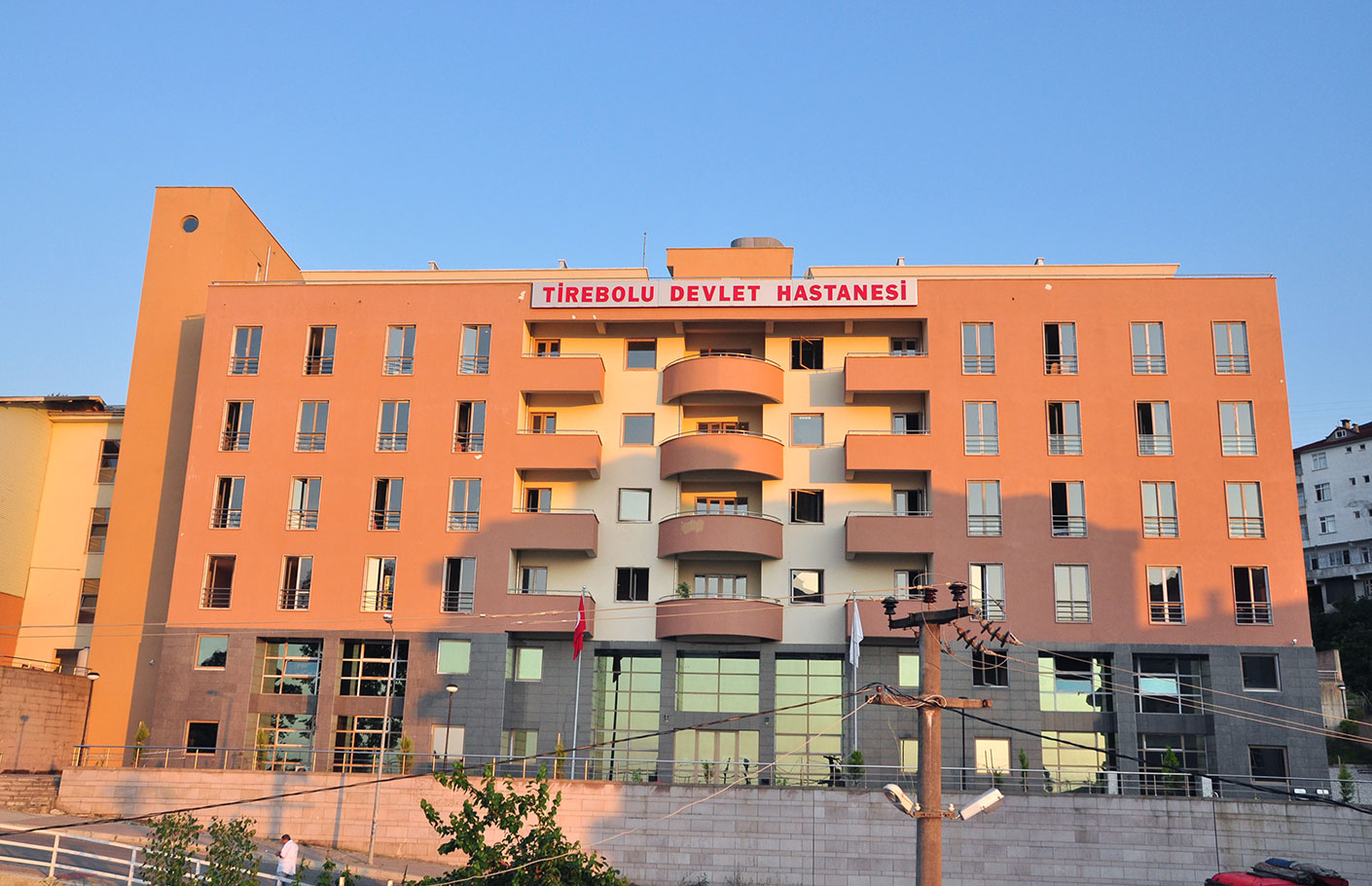Tirebolu Devlet Hastanesi Ek Binası